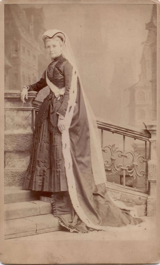 Akce KJM: Michaela Žáková: V pasti svého stavu. Zchudlé aristokratky v Tereziánském ústavu šlechtičen