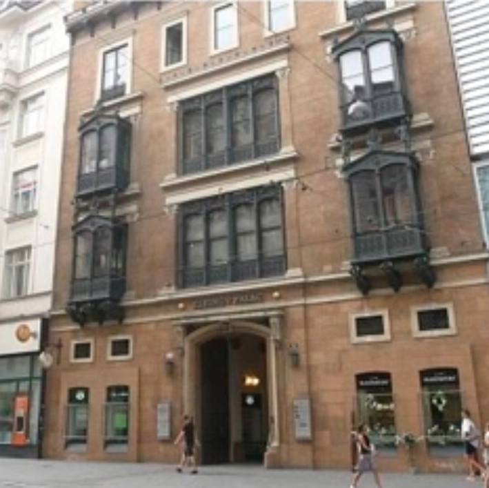 Akce KJM: Ruční práce v pohodě Kleinova paláce