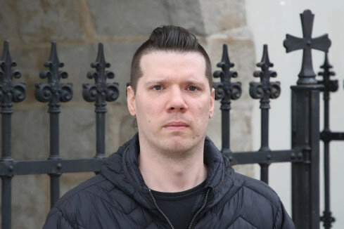 Akce KJM: Literární salón No. 31: Lukáš Balabán – Román pro pitomce