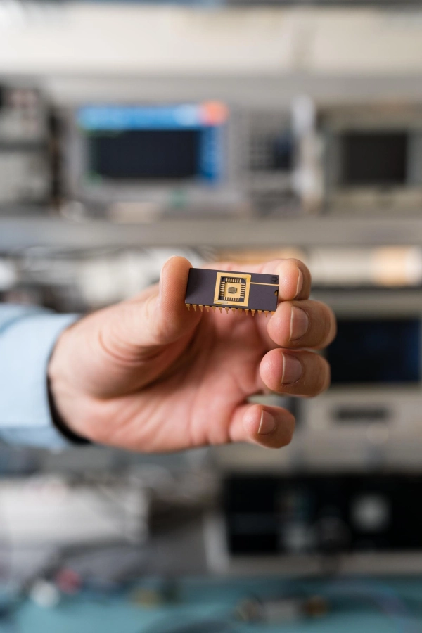 Akce KJM: Technologický únor: Veronika Junasová – Čipy v našem světě