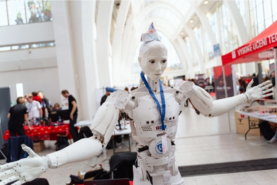 Akce KJM: Technologický únor: Jan Toman – Roboti a humanoidi