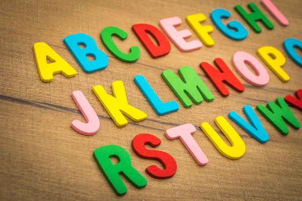 Akce KJM: Šňůrka plná písmenek