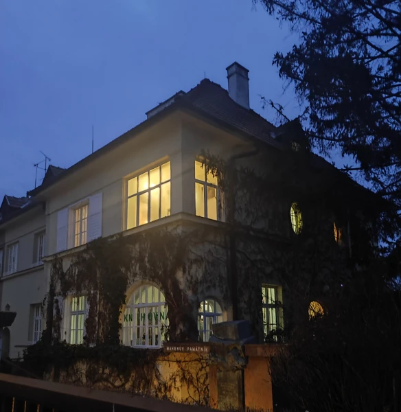 Akce KJM: Večerní prohlídka Mahenova památníku – Brno Art Open 2025